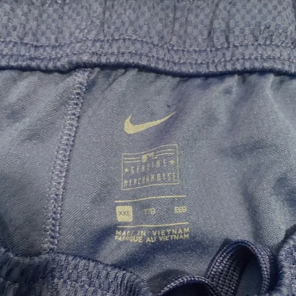 Men’s Nike Chicago cubs shorts - Picture 3 of 3